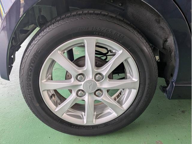 ムーヴコンテ カスタム　Ｇ　メモリナビ　フルセグＴＶ　ＵＳＢ接続　ＣＤ／ＤＶＤ再生　音楽録音　純正アルミ　フォグライト　ベンチシート　アイドリングストップ　ＨＩＤライト　フロアマット　スマートキー　オートエアコン（38枚目）