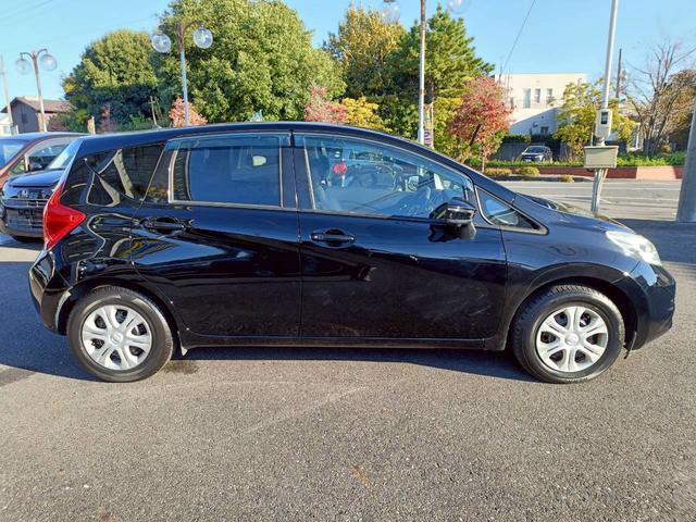 ノート Ｘ　ＤＩＧ－Ｓ　Ｖセレクション＋セーフティ　衝突軽減ブレーキ　ＳＤナビ　障害物センサー　全周囲カメラ　フルセグＴＶ　ＡＵＸ　Ｂｌｕｅｔｏｏｔｈオーディオ　車線逸脱警報　ＣＤ／ＤＶＤ再生　オートライト　プッシュスタート　アイドリングストップ（32枚目）