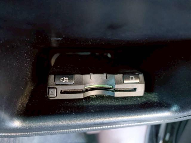 ポルテ G 4WD メモリナビ バックカメラ パワースライドドア ETC シートヒーター Bluetoothオーディオ フルセグTV AUX ワンオーナー CD/DVD再生 ウォークスルー プッシュスタート(17枚目)