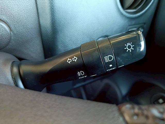 ポルテ G 4WD メモリナビ バックカメラ パワースライドドア ETC シートヒーター Bluetoothオーディオ フルセグTV AUX ワンオーナー CD/DVD再生 ウォークスルー プッシュスタート(30枚目)