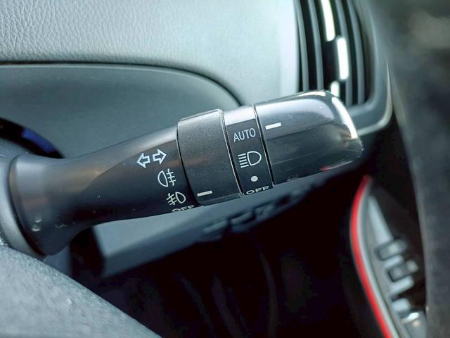 プリウスPHV Gレザーパッケージ HDDナビ 障害物センサー バックカメラ Bluetoothオーディオ シートヒーター ETC フルセグTV CD/DVD再生 パワーシート LEDライト ヘッドライトウォッシャー プッシュスタート(31枚目)