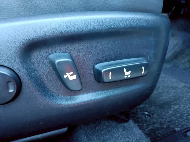 プリウスPHV Gレザーパッケージ HDDナビ 障害物センサー バックカメラ Bluetoothオーディオ シートヒーター ETC フルセグTV CD/DVD再生 パワーシート LEDライト ヘッドライトウォッシャー プッシュスタート(36枚目)