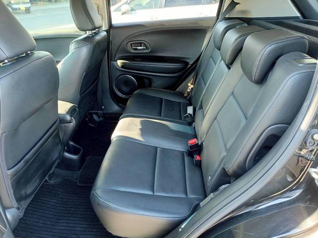 ヴェゼル ハイブリッドZ 衝突軽減ブレーキ HDMI接続 メモリナビ Bluetoothオーディオ バックカメラ クルーズコントロール シートヒーター ETC フルセグTV LEDライト パドルシフト プッシュスタート(9枚目)