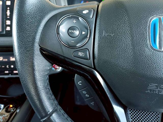 ヴェゼル ハイブリッドZ 衝突軽減ブレーキ HDMI接続 メモリナビ Bluetoothオーディオ バックカメラ クルーズコントロール シートヒーター ETC フルセグTV LEDライト パドルシフト プッシュスタート(13枚目)