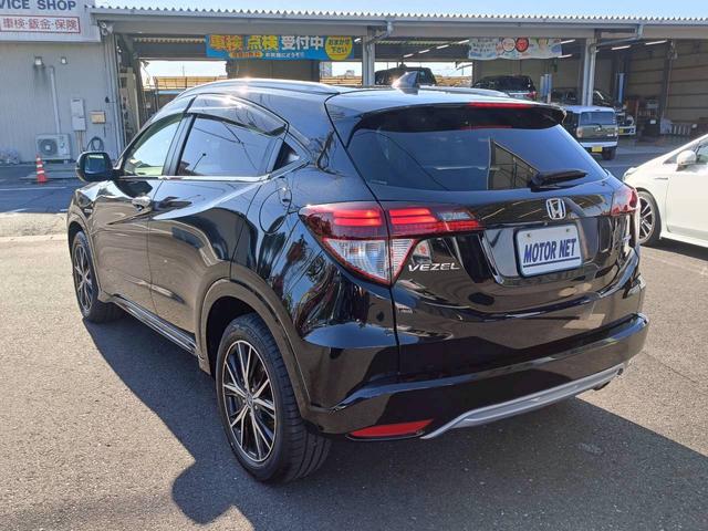 ヴェゼル ハイブリッドZ 衝突軽減ブレーキ HDMI接続 メモリナビ Bluetoothオーディオ バックカメラ クルーズコントロール シートヒーター ETC フルセグTV LEDライト パドルシフト プッシュスタート(22枚目)