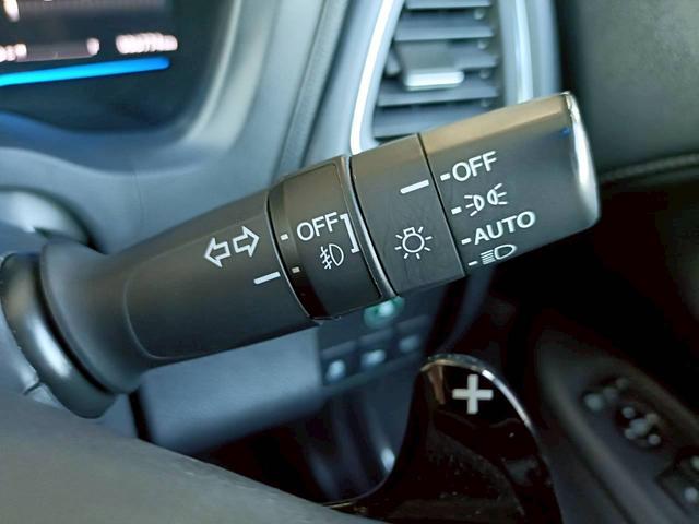 ヴェゼル ハイブリッドZ 衝突軽減ブレーキ HDMI接続 メモリナビ Bluetoothオーディオ バックカメラ クルーズコントロール シートヒーター ETC フルセグTV LEDライト パドルシフト プッシュスタート(32枚目)