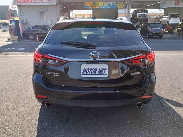 ご来店の際に事前にご連絡をいただければ、現車をご覧になっていただきやすいようにご用意いたします。　雨の日や夜でもピット内の明るい場所でご覧になっていただけます♪