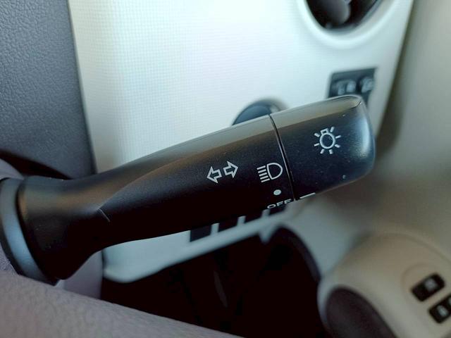 スペイド G SDナビ パワースライドドア バックカメラ シートヒーター ETC ワンセグTV AUX CD再生 ウォークスルー Bluetoothオーディオ スマートキー プッシュスタート ステアリングリモコン(28枚目)