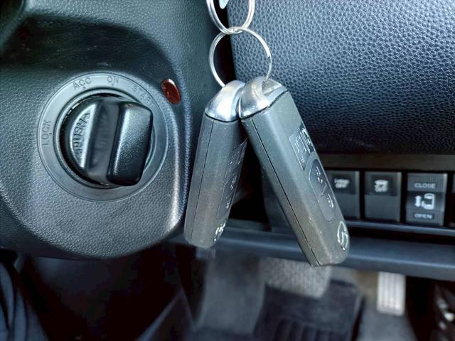 ビアンテ 20S-スカイアクティブ メモリナビ 両側電動スライドドア バックカメラ ETC フルセグTV ウォークスルー Bluetoothオーディオ CD/DVD再生 純正アルミ パドルシフト ステアリングリモコン スマートキー(20枚目)