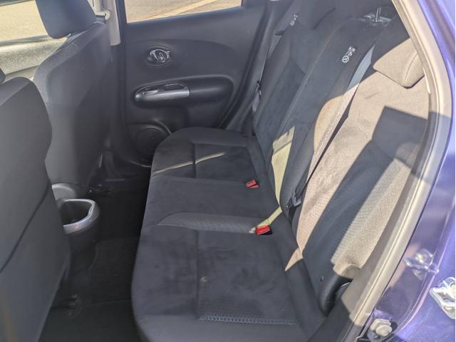 ジューク １５ＲＸ　ＳＤナビ　Ｂｌｕｅｔｏｏｔｈオーディオ　バックカメラ　ＥＴＣ　フルセグＴＶ　ＣＤ・ＤＶＤ再生　ＡＵＸ　音楽録音　スマートキー　プッシュスタート　オートライト　純正フロアマット　アイドリングストップ（10枚目）