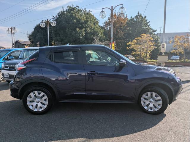 ジューク １５ＲＸ　ＳＤナビ　Ｂｌｕｅｔｏｏｔｈオーディオ　バックカメラ　ＥＴＣ　フルセグＴＶ　ＣＤ・ＤＶＤ再生　ＡＵＸ　音楽録音　スマートキー　プッシュスタート　オートライト　純正フロアマット　アイドリングストップ（41枚目）