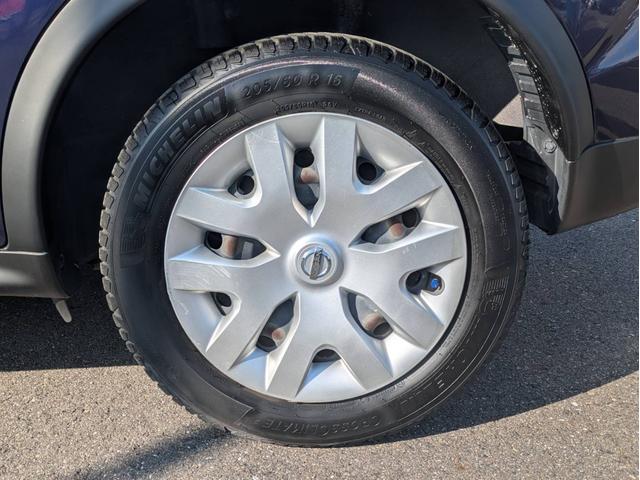 ジューク １５ＲＸ　ＳＤナビ　Ｂｌｕｅｔｏｏｔｈオーディオ　バックカメラ　ＥＴＣ　フルセグＴＶ　ＣＤ・ＤＶＤ再生　ＡＵＸ　音楽録音　スマートキー　プッシュスタート　オートライト　純正フロアマット　アイドリングストップ（46枚目）