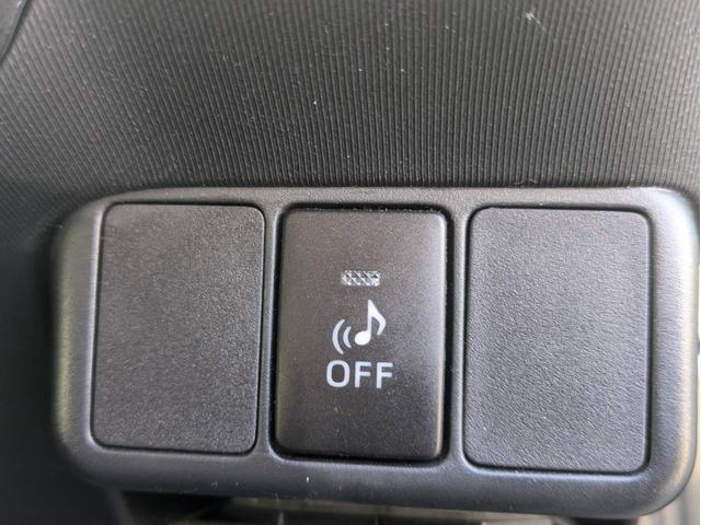 アクア Ｓ　ＨＤＤナビ　Ｂｌｕｅｔｏｏｔｈオーディオ　ＥＴＣ　フルセグＴＶ　ＣＤ／ＤＶＤ再生　音楽録音　オートライト　スマートキー　プッシュスタート　純正フロアマット　トラクションコントロール（16枚目）