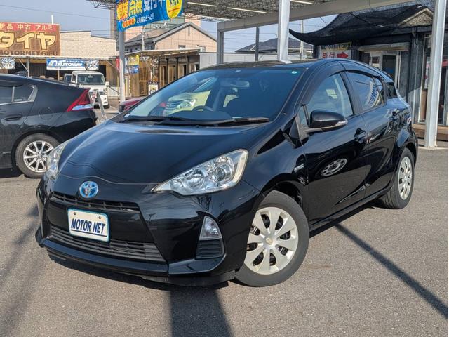 アクア Ｓ　ＨＤＤナビ　Ｂｌｕｅｔｏｏｔｈオーディオ　ＥＴＣ　フルセグＴＶ　ＣＤ／ＤＶＤ再生　音楽録音　オートライト　スマートキー　プッシュスタート　純正フロアマット　トラクションコントロール（21枚目）