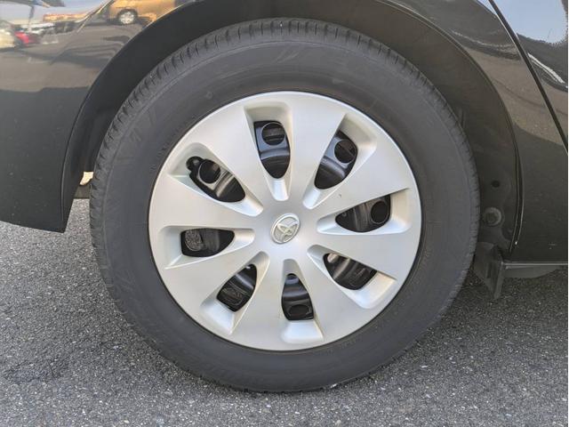 アクア Ｓ　ＨＤＤナビ　Ｂｌｕｅｔｏｏｔｈオーディオ　ＥＴＣ　フルセグＴＶ　ＣＤ／ＤＶＤ再生　音楽録音　オートライト　スマートキー　プッシュスタート　純正フロアマット　トラクションコントロール（45枚目）