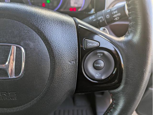 Ｎ－ＷＧＮカスタム Ｇ・ターボパッケージ　Ｂｌｕｅｔｏｏｔｈ接続　バックカメラ　クルーズコントロール　ＥＴＣ　ターボ　フルセグＴＶ　衝突軽減ブレーキ　ＨＩＤヘッドライト　ステアリングリモコン　パドルシフト　純正アルミホイール　ハーフレザー（14枚目）