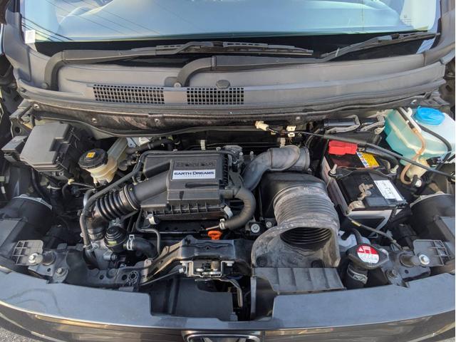 Ｎ－ＷＧＮカスタム Ｇ・ターボパッケージ　Ｂｌｕｅｔｏｏｔｈ接続　バックカメラ　クルーズコントロール　ＥＴＣ　ターボ　フルセグＴＶ　衝突軽減ブレーキ　ＨＩＤヘッドライト　ステアリングリモコン　パドルシフト　純正アルミホイール　ハーフレザー（46枚目）