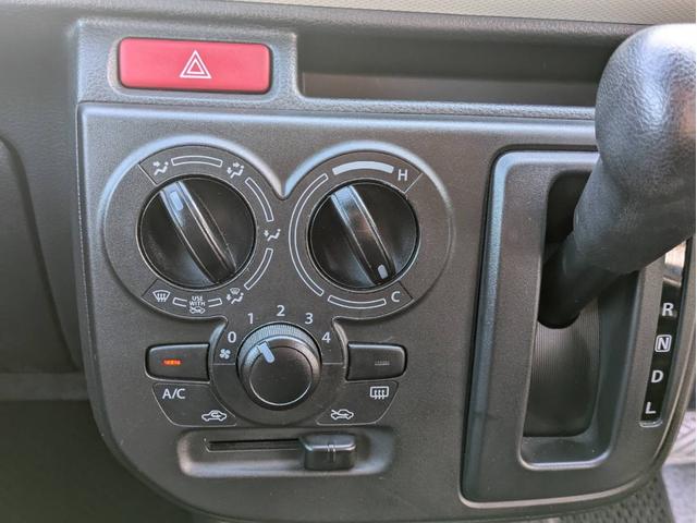 アルト L 衝突軽減ブレーキ 障害物センサー アイドリングストップ シートヒーター オートライト 車線逸脱警報装置 ABS 衝突安全ボディ CDDVD再生 パワステ 盗難防止装置 キーレス 横滑り防止装置(25枚目)