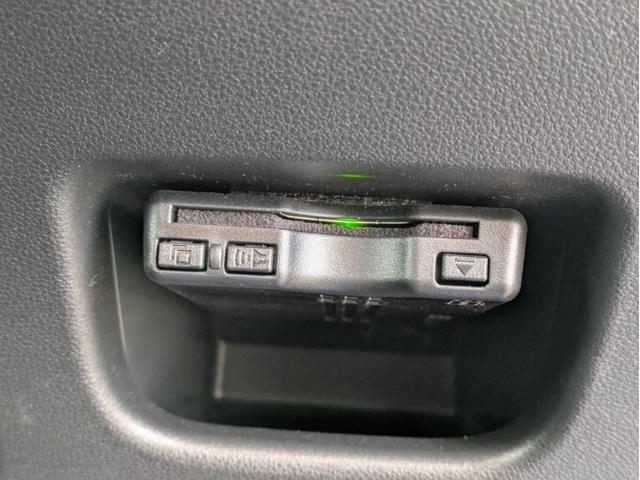 ムーヴ カスタム　Ｘ　ＳＡ　衝突軽減ブレーキ　メモリナビ　バックカメラ　ＥＴＣ　フルセグＴＶ　Ｂｌｕｅｔｏｏｔｈオーディオ　ＣＤ／ＤＶＤ再生　ＡＵＸ　ＨＩＤライト　オートライト　ステアリングリモコン　スマキー　プッシュスタート（18枚目）