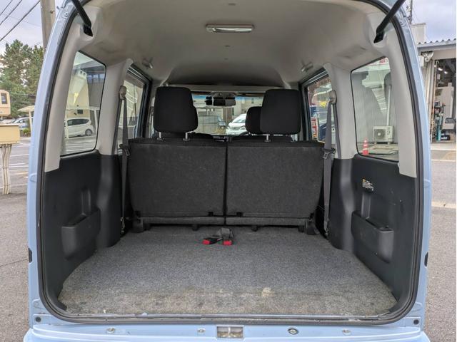 ハイゼットカーゴ クルーズターボSAIII 衝突軽減ブレーキ ターボ バックカメラ ETC アイドリングストップ ETC メモリナビ 両側スライドドア フォグライト 社外アルミ12インチ パワーウィンドウ 純正フロアマット オートハイビーム(11枚目)