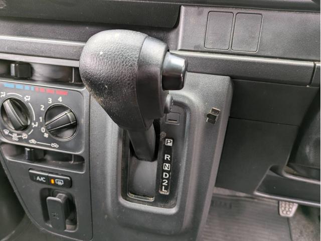 ハイゼットカーゴ クルーズターボSAIII 衝突軽減ブレーキ ターボ バックカメラ ETC アイドリングストップ ETC メモリナビ 両側スライドドア フォグライト 社外アルミ12インチ パワーウィンドウ 純正フロアマット オートハイビーム(29枚目)