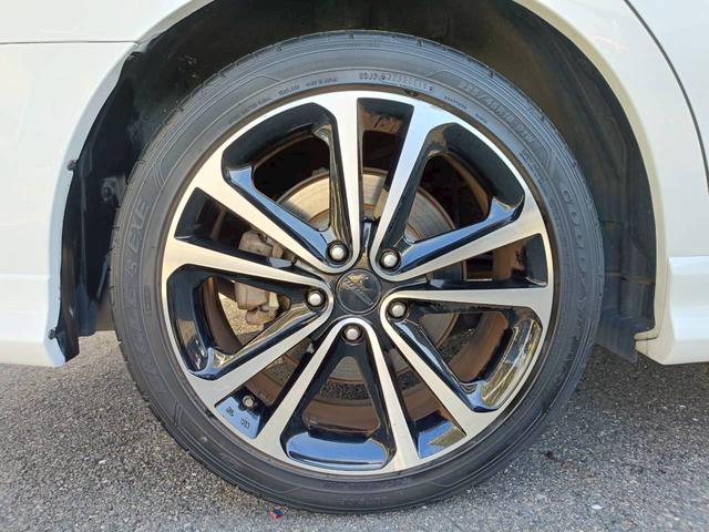 オデッセイ ＭＸ・エアロパッケージ　ＨＤＤナビ　バックカメラ　ＥＴＣ　ワンセグＴＶ　Ｗエアコン　ドライブレコーダー　ＣＤ／ＤＶＤ再生　音楽録音　ウォークスル　３列シート　フォグライト　パドルシフト　ステアリングリモコン　純正フロアマット（40枚目）