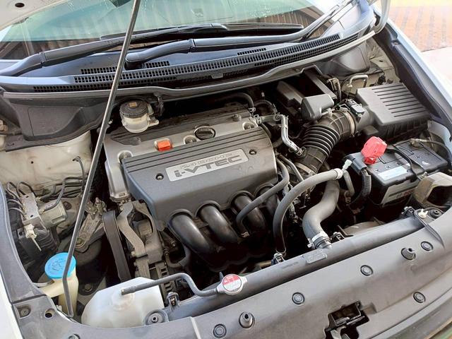 オデッセイ ＭＸ・エアロパッケージ　ＨＤＤナビ　バックカメラ　ＥＴＣ　ワンセグＴＶ　Ｗエアコン　ドライブレコーダー　ＣＤ／ＤＶＤ再生　音楽録音　ウォークスル　３列シート　フォグライト　パドルシフト　ステアリングリモコン　純正フロアマット（44枚目）