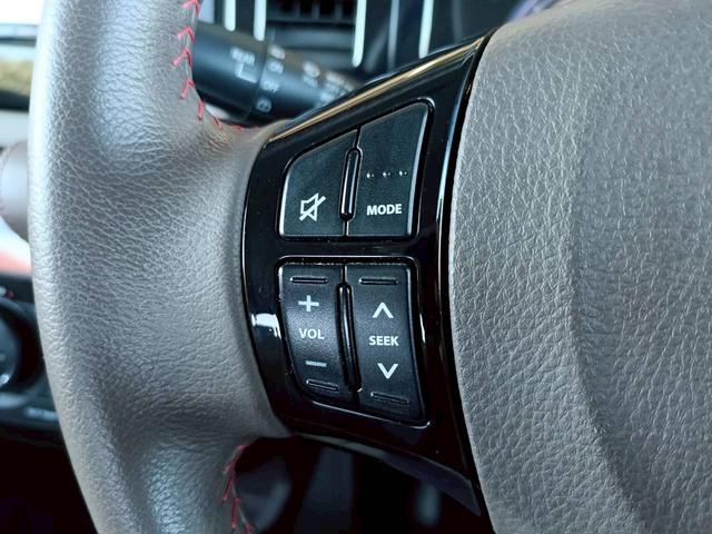 MRワゴンWit XS SDナビ フルセグTV ミュージックサーバー アイドリングストップ フルセグTV フォグライト CD/DVD再生 スマートキー プッシュスタート 純正アルミ ハンズフリー通話 ステアリングリモコン(13枚目)