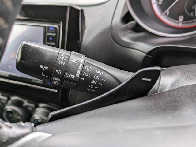 スイフト ハイブリッドRS メモリーナビ Bluetoothオーディオ シートヒーター ETC フルセグTV CD/DVD再生 ステアリングリモコン パドルシフト スマートキー プッシュスタート USB接続 純正アルミ(30枚目)