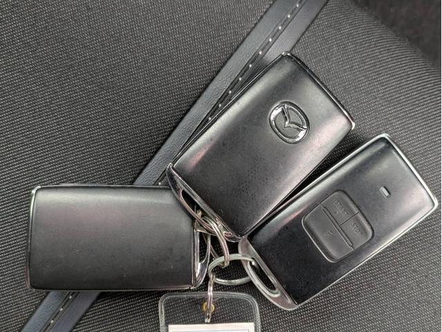 MX-30 ベースグレード 衝突軽減ブレーキ SDナビ 追従クルコン 障害物センサー 全周囲カメラ シートヒーター オートハイビーム ETC パワーシート Bluetoothオーディオ フルセグTV アダプティブヘッドライト(21枚目)