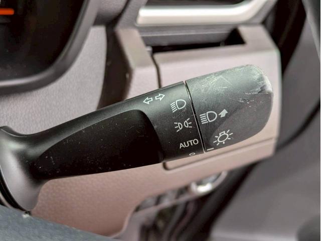 タンク Ｇ　Ｓ　衝突軽減ブレーキ　ＳＤナビ　バックカメラ　クルーズコントロール　ワンセグＴＶ　ＳＤ再生　両側電動スライドドア　Ｂｌｕｅｔｏｏｔｈオーディオ　オートライト　ステアリングリモコン　プッシュスタート（17枚目）