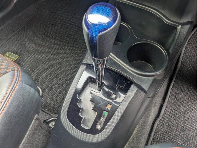 アクア Ｘ－アーバン　ＳＤナビ　バックカメラ　Ｂｌｕｅｔｏｏｔｈオーディオ　フルセグＴＶ　音楽録音　ＣＤ／ＤＶＤ再生　純正アルミ　ワンオーナー　オートライト　フォグライト　プッシュスタート　ステアリングリモコン（34枚目）