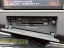 ご来店の際に事前にご連絡をいただければ、現車をご覧になっていただきやすいようにご用意いたします。 雨の日や夜でもピット内の明るい場所でご覧になっていただけます♪