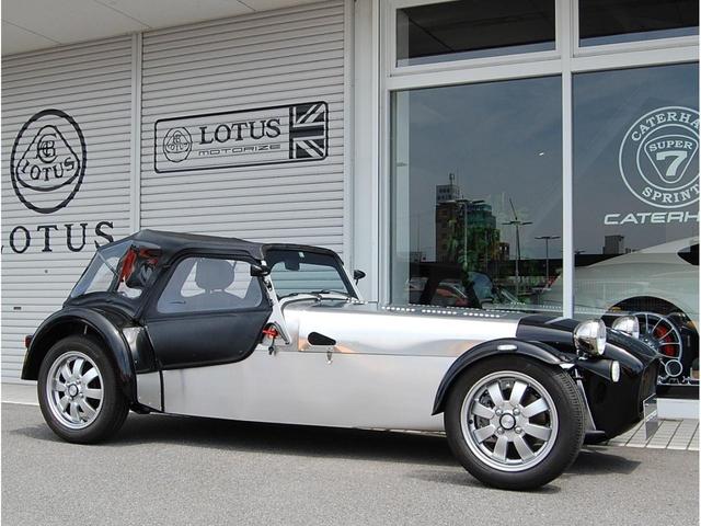 ケータハムその他 セブン１７０Ｓ　オープンカー　ＭＴ　アルミホイール　バッテリーカットオフスイッチ　トノカバー　４点式ハーネス（18枚目）