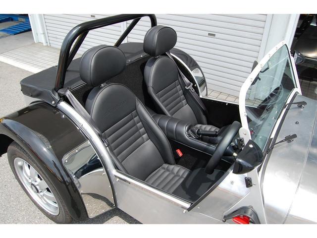 ケータハムその他 セブン１７０Ｓ　オープンカー　ＭＴ　アルミホイール　バッテリーカットオフスイッチ　トノカバー　４点式ハーネス（26枚目）