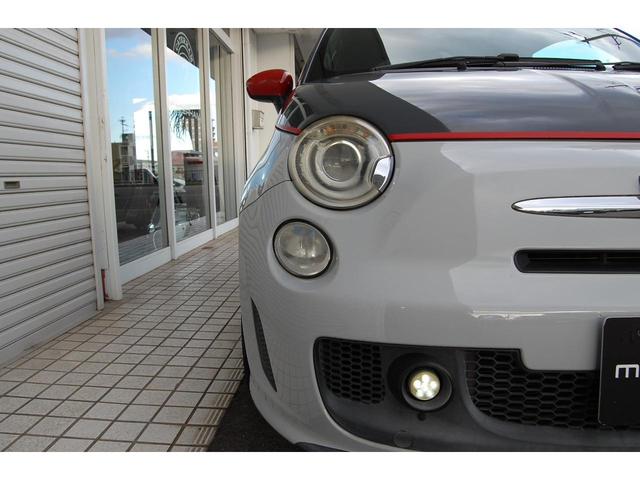 アバルト５００Ｃ ベースグレード　アルミホイール　ＨＩＤ　サンルーフ　革シート　ＡＴ　盗難防止システム　ＡＢＳ　ＣＤ　エアコン　パワーステアリング　パワーウィンドウ（36枚目）