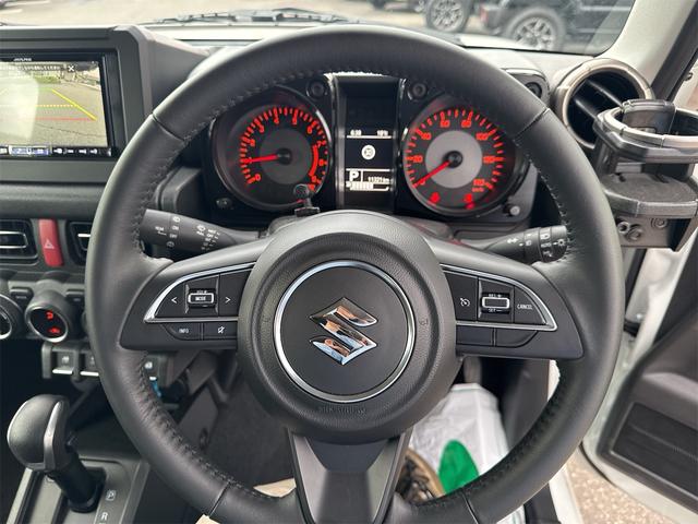ジムニー ＸＣ　禁煙車　ワンオーナー　ＤＡＭＤ　リトルＧ　ディスプレイオーディオ　Ｂｌｕｅｔｏｏｔｈ　３６０度ドラレコ　ＥＴＣ　１６インチアルミ　ホワイトレター　クリアランスソナー　ＬＥＤヘッドライト　オートライト（27枚目）