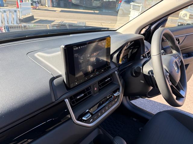 ＷＲ－Ｖ Ｚ＋　ＤＡＭＤ　ＲＥＶＥＲＢ　ＤＡＭＤ　ＲＥＶＥＲＢ　禁煙車　前後＋室内３カメラドラレコ　フルセグナビ　Ｂｌｕｅｔｏｏｔｈ　ルーフレール　革巻きハンドル　バックカメラ　ＥＴＣ　オートライト　　クルーズコントロール　衝突軽減ブレーキ（30枚目）