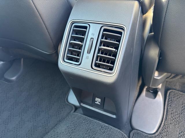 ＷＲ－Ｖ Ｚ＋　ＤＡＭＤ　ＲＥＶＥＲＢ　ＤＡＭＤ　ＲＥＶＥＲＢ　禁煙車　前後＋室内３カメラドラレコ　フルセグナビ　Ｂｌｕｅｔｏｏｔｈ　ルーフレール　革巻きハンドル　バックカメラ　ＥＴＣ　オートライト　　クルーズコントロール　衝突軽減ブレーキ（64枚目）