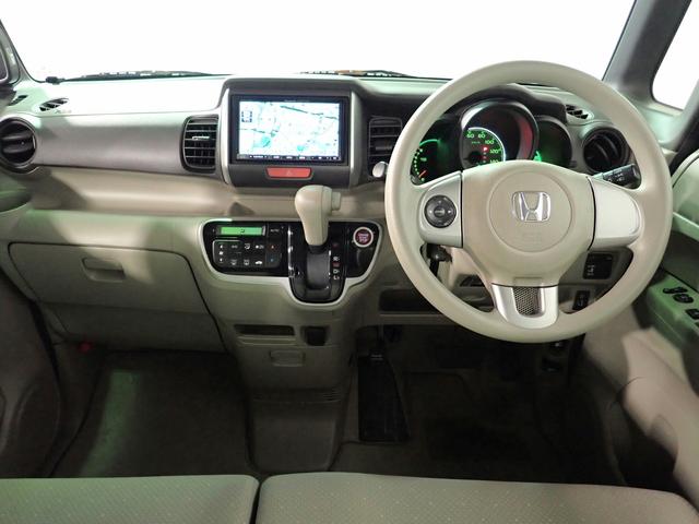 N-BOX G・Lパッケージ アイドリングストップシステム 社外SDナビ フルセグTV DVD USB Bカメラ ETC インテリキー オートA/C Lパワスラ ヒルスタートA ECONモード WSRSエアバック EBD付ABS VSA リアアームレスト 禁煙(2枚目)