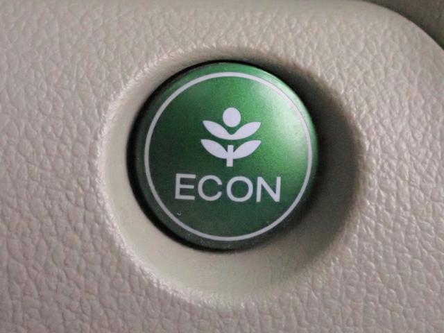 N-BOX G・Lパッケージ アイドリングストップシステム 社外SDナビ フルセグTV DVD USB Bカメラ ETC インテリキー オートA/C Lパワスラ ヒルスタートA ECONモード WSRSエアバック EBD付ABS VSA リアアームレスト 禁煙(10枚目)