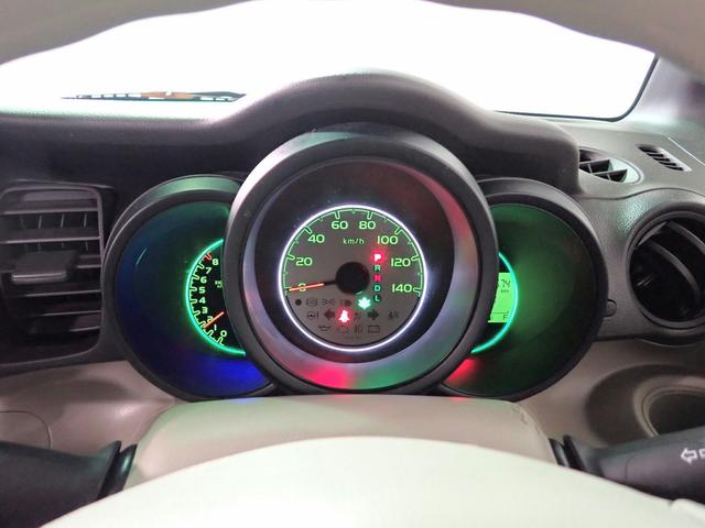 N-BOX G・Lパッケージ アイドリングストップシステム 社外SDナビ フルセグTV DVD USB Bカメラ ETC インテリキー オートA/C Lパワスラ ヒルスタートA ECONモード WSRSエアバック EBD付ABS VSA リアアームレスト 禁煙(16枚目)