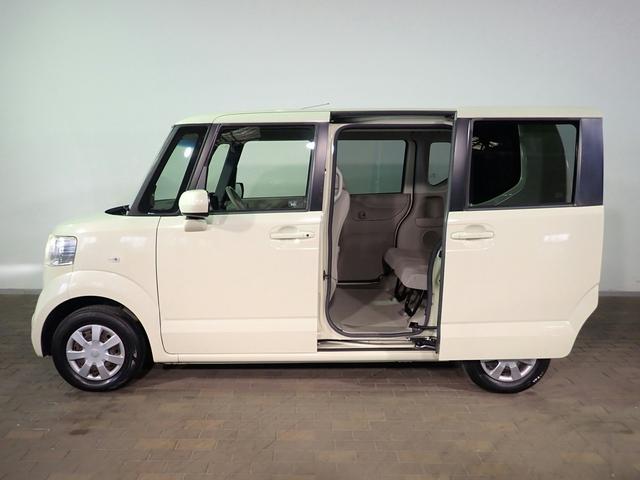 N-BOX G・Lパッケージ アイドリングストップシステム 社外SDナビ フルセグTV DVD USB Bカメラ ETC インテリキー オートA/C Lパワスラ ヒルスタートA ECONモード WSRSエアバック EBD付ABS VSA リアアームレスト 禁煙(28枚目)