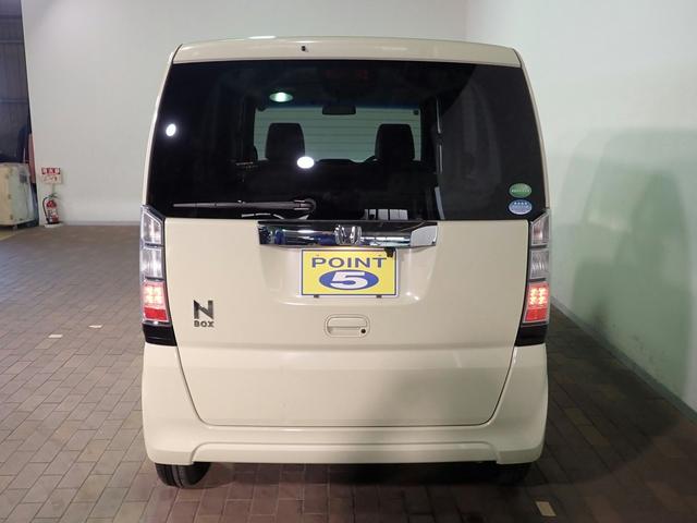 N-BOX G・Lパッケージ アイドリングストップシステム 社外SDナビ フルセグTV DVD USB Bカメラ ETC インテリキー オートA/C Lパワスラ ヒルスタートA ECONモード WSRSエアバック EBD付ABS VSA リアアームレスト 禁煙(30枚目)