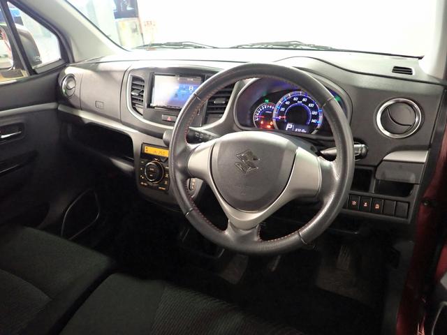 ワゴンＲ ２０周年記念　特別仕様車　レーダーブレーキサポート　社外ＳＤナビ　フルセグＴＶ　ＤＶＤ／ＣＤ　ＵＳＢ　ＢＴ　Ｂカメラ　インテリキー　ＨＩＤオート　衝突軽減ブレーキ　Ａストップ　シートヒーター　ファブリックシート　専用ブラックメッキヘッド＆１５ＡＷ　禁煙（16枚目）