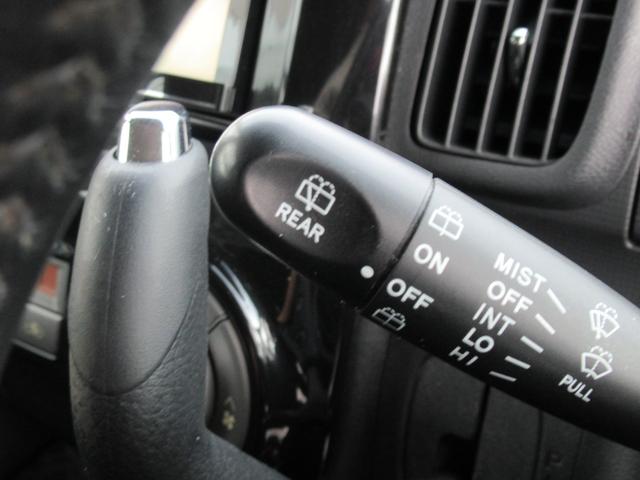 【安全で快適なカーラーフを送って頂く為のアフターフォローも充実しています。納車後全車、無料一か月点検を実施！オイル交換時のリフトアップにて、１５項目の無料点検も同時実施しますので安心♪】