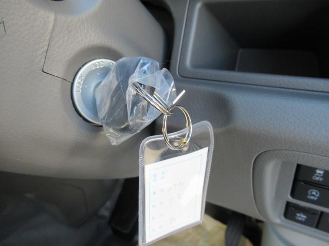 エブリイ ＰＡリミテッド　ワンオーナー　メーカー保証　展示車　試乗車　キーレスエントリーキースズキセーフティサポート　衝突被害軽減ブレーキ　衝突安全ボディ　両側スライドドア　オートライト　クリアランスソナー　フルフラット（27枚目）