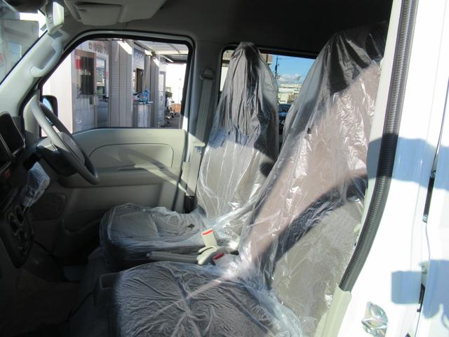 エブリイ ＰＡリミテッド　ワンオーナー　メーカー保証　展示車　試乗車　キーレスエントリーキースズキセーフティサポート　衝突被害軽減ブレーキ　衝突安全ボディ　両側スライドドア　オートライト　クリアランスソナー　フルフラット（32枚目）