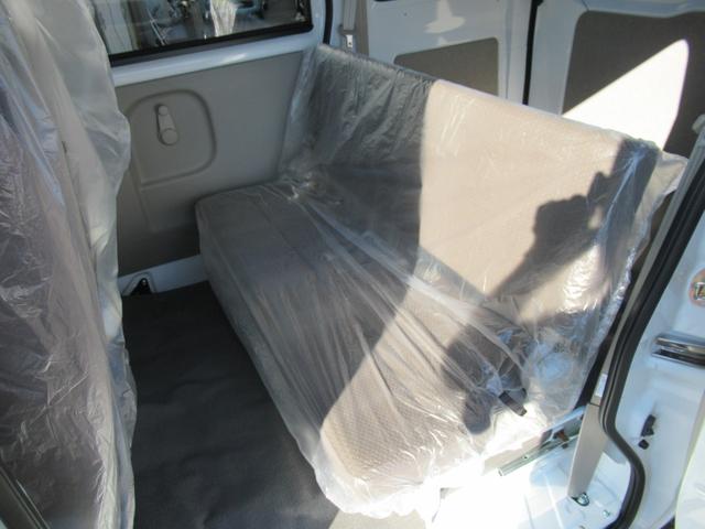 エブリイ ＰＡリミテッド　ワンオーナー　メーカー保証　展示車　試乗車　キーレスエントリーキースズキセーフティサポート　衝突被害軽減ブレーキ　衝突安全ボディ　両側スライドドア　オートライト　クリアランスソナー　フルフラット（33枚目）