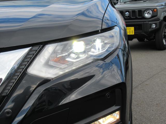 エクストレイル ２０Ｘ　当社保証有り　ナビ　アラウンドビューモニター　ＴＶ　ＣＤ　ＥＴＣ　バックカメラ　フルフラットシート　オートライト　クリアランスソナー　電動リアゲート　スマートキー　プッシュスタート　禁煙車（11枚目）